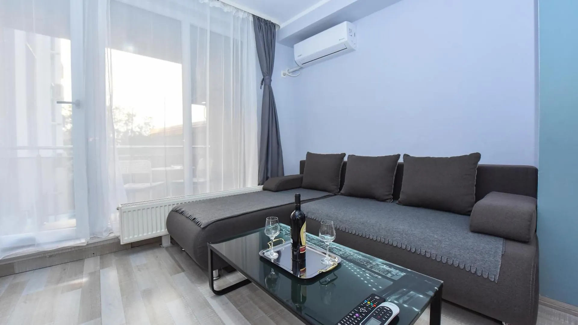 Bucharest Last Minute Accommodation 0*,