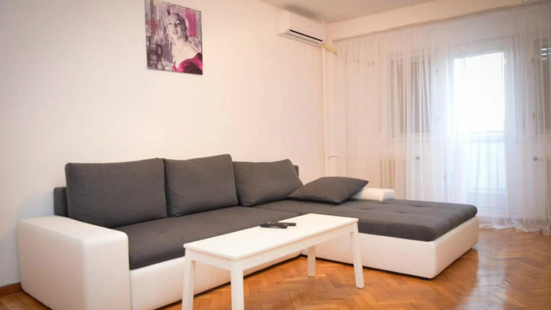 Bucharest Last Minute Accommodation 0*,  Rumunia