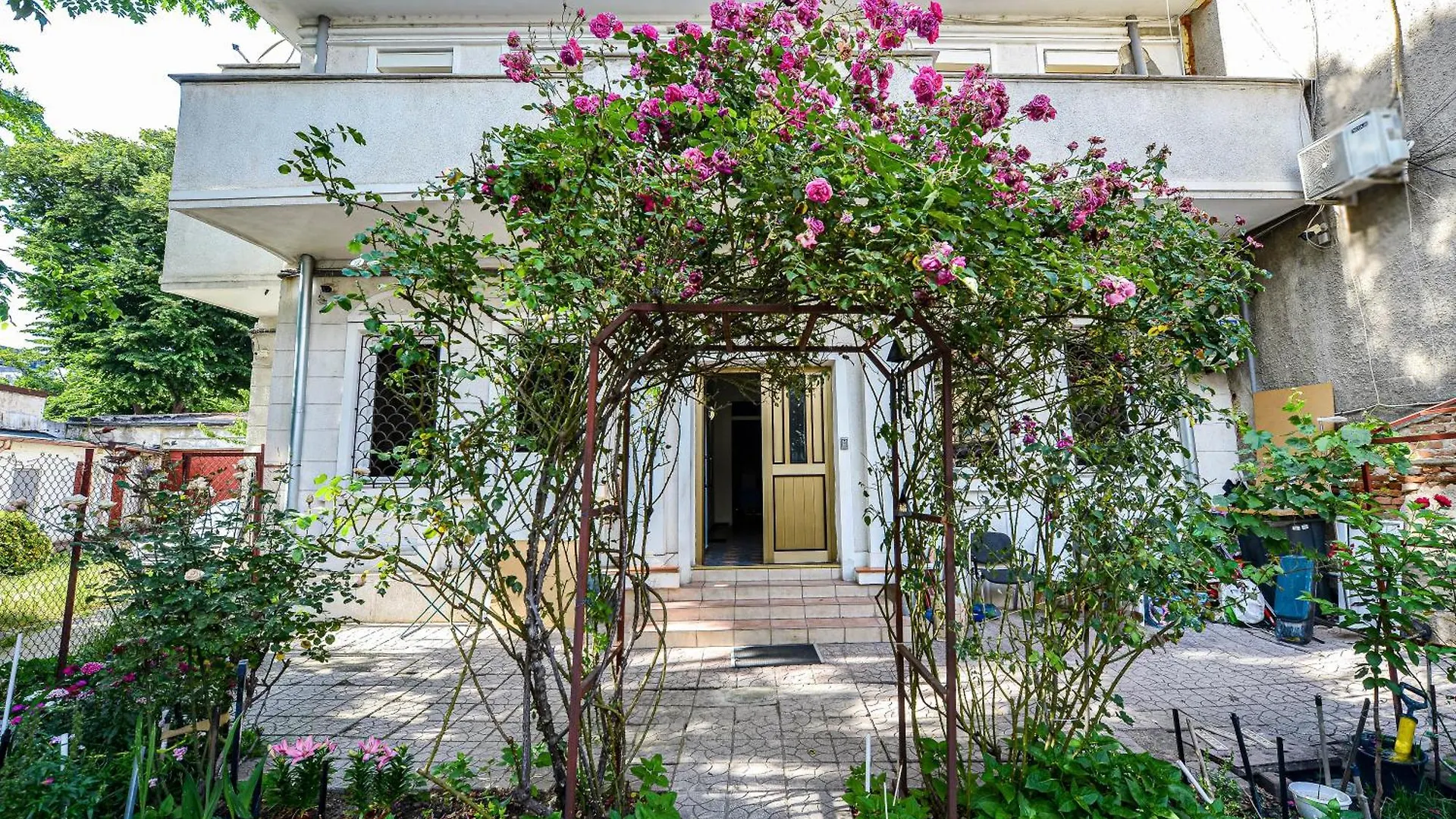 Bucharest Last Minute Accommodation Roumanie