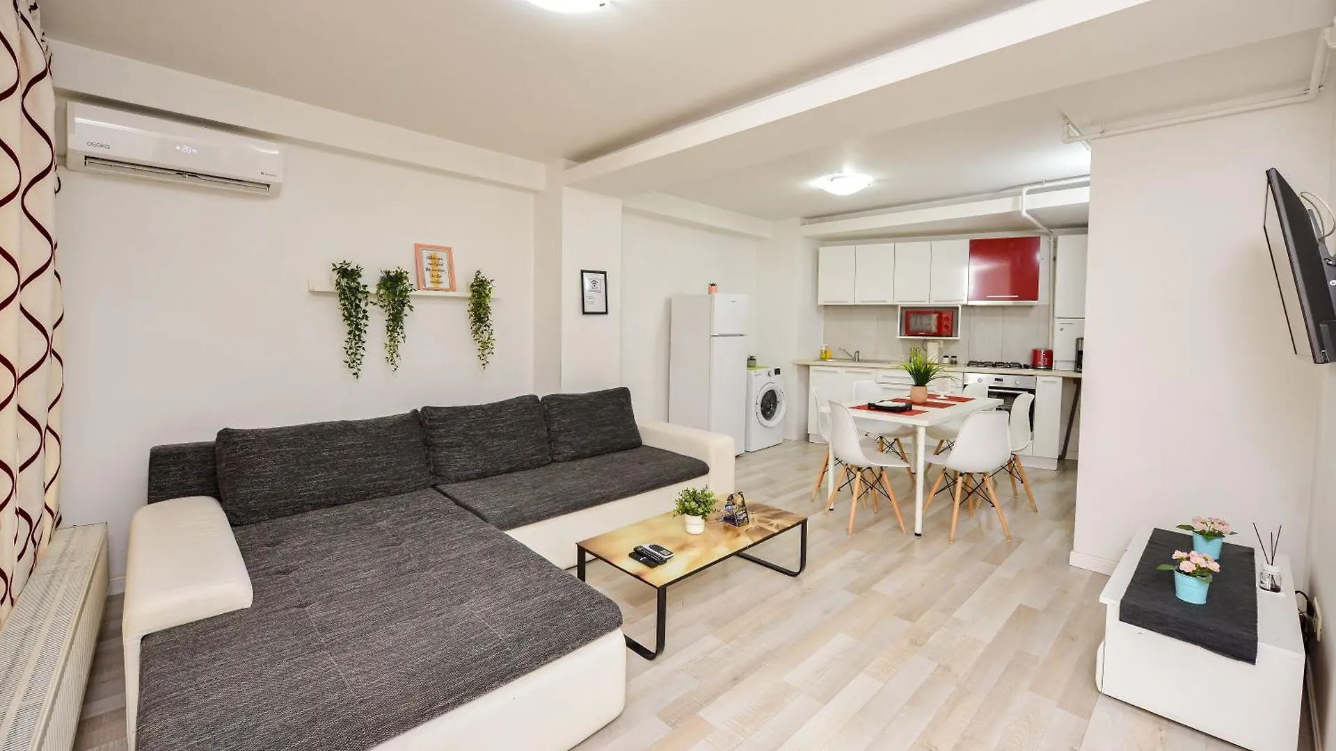 Bucharest Last Minute Accommodation Apartament