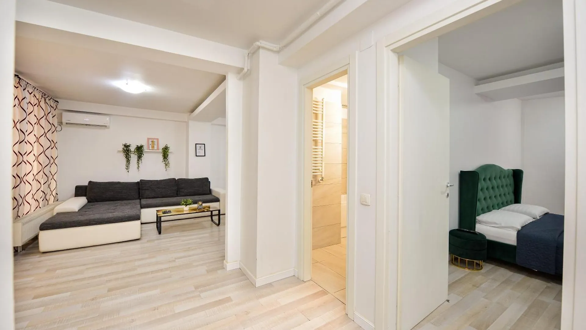 Bucharest Last Minute Accommodation Roumanie